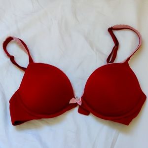 34b Victoria secret 36a body by vs Red memory foam push-up bra